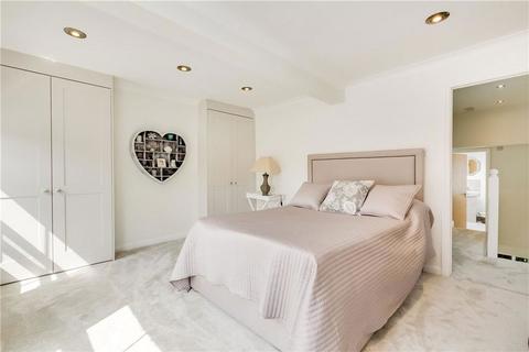 13 Cross Street, London, SW13 0AP
