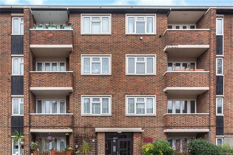 Grove Road, London SW13