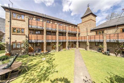 undefined, Cedars Court, London SW15