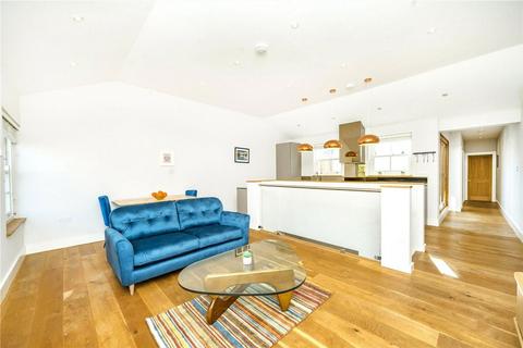 2 bedroom flat to rent, Railway Side, Barnes SW13