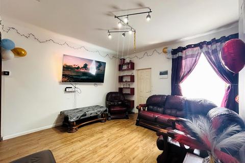 4 bedroom terraced house for sale, Kingsway, Goole