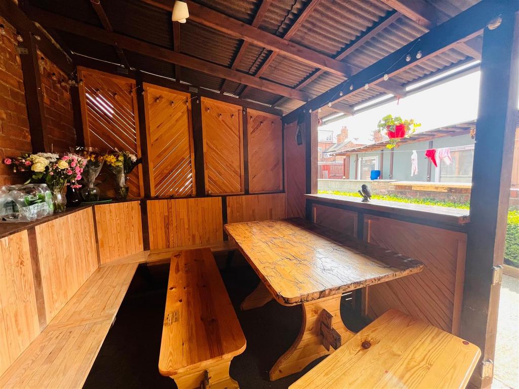 Seating area.jpeg