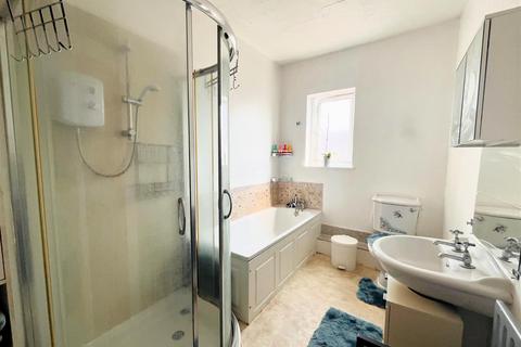 4 bedroom terraced house for sale, Kingsway, Goole
