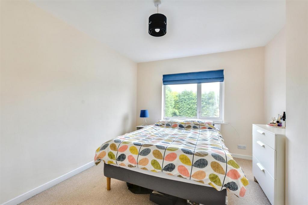 Bedroom 1 2.jpeg
