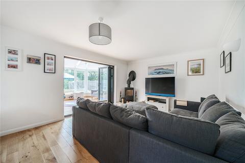 18 Churchfields, Kingsley, Bordon, GU35 9PJ