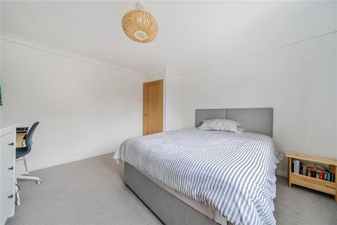 18 Churchfields, Kingsley, Bordon, GU35 9PJ
