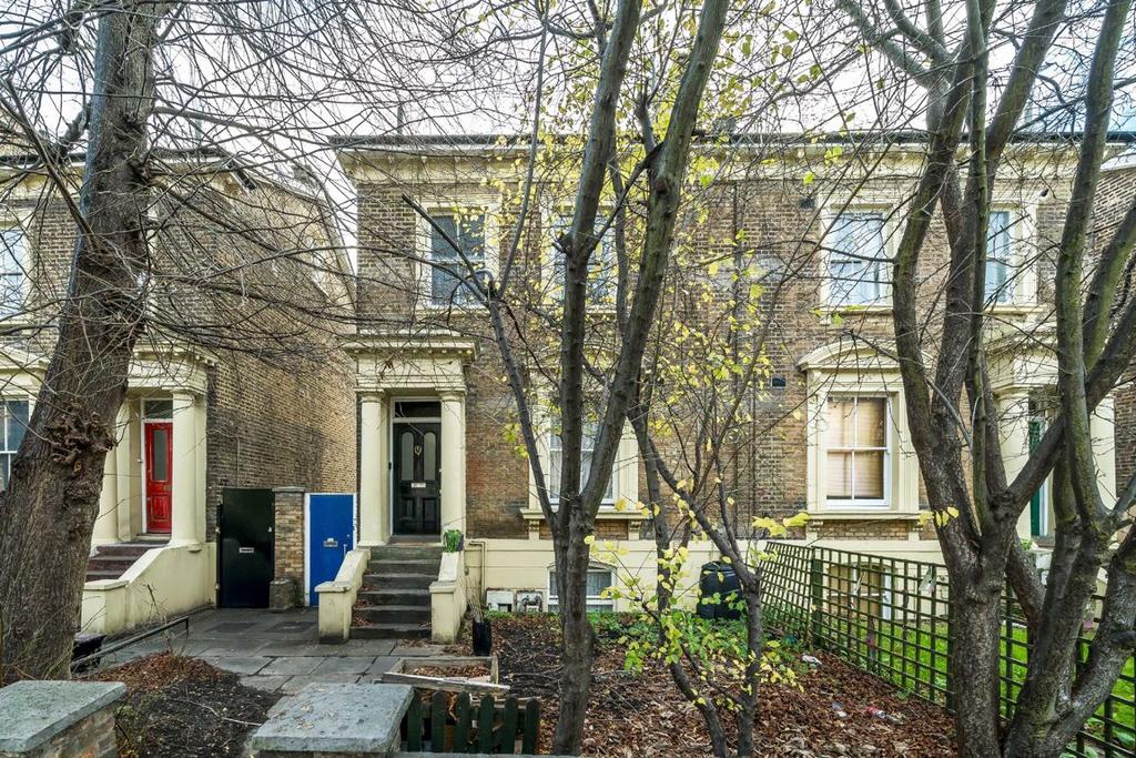 Sw9 0lp Loughborough Road, London SW9 3 bed flat - £599,950
