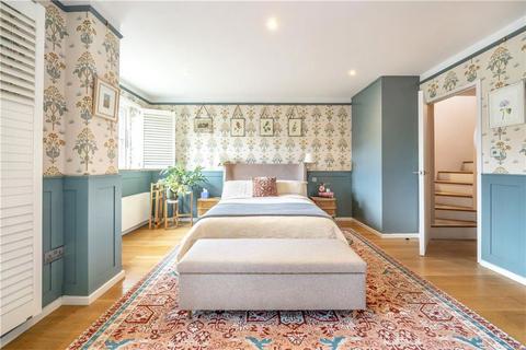 3 bedroom terraced house for sale, Nelsons Yard, London NW1