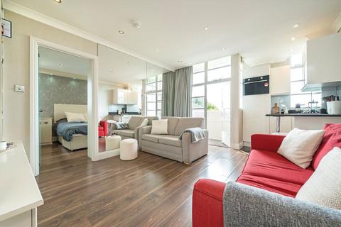 1 bedroom flat for sale, Sloane Avenue Mansions, London SW3