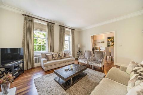 3 bedroom flat for sale, Elystan Street, London SW3