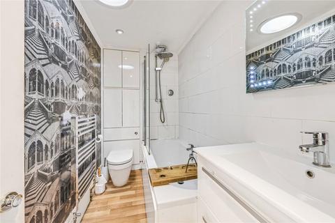 1 bedroom flat for sale, Albion House, London SW4