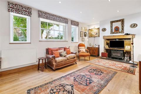 2 bedroom flat for sale, Grafton Square, London SW4
