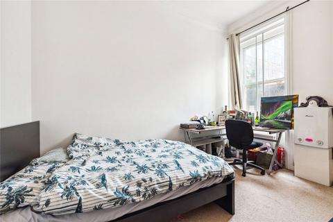 4 bedroom flat for sale, Earls Court Square, London SW5
