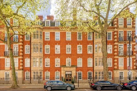 Coleherne Court, London SW5