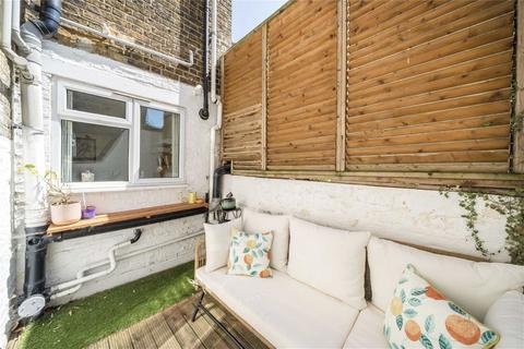 1 bedroom flat for sale, Chesson Road, London W14