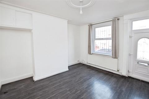 2 bedroom terraced house for sale, East Park Mount, Leeds, LS9
