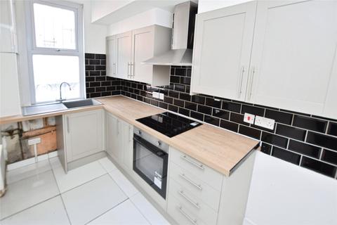 2 bedroom terraced house for sale, East Park Mount, Leeds, LS9