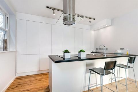 2 bedroom flat for sale, Fitzclarence House, London W11