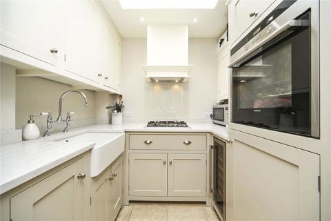 2 bedroom flat for sale, Upper Addison Gardens, London W14