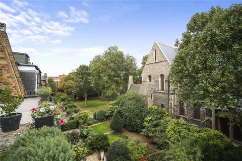 2 bedroom flat for sale, Upper Addison Gardens, London W14