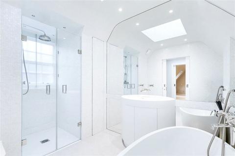 27 Somerset Square, London, W14 8EE