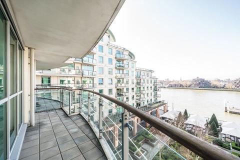 St. George Wharf, London SW8