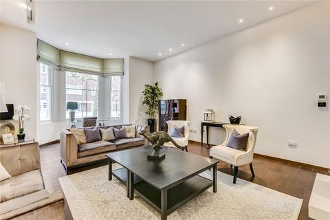 4 bedroom flat for sale, Vicarage Gate, London W8