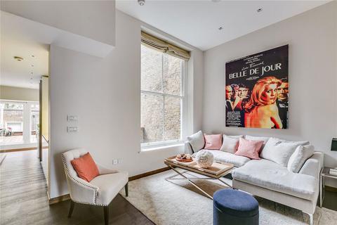 4 bedroom flat for sale, Vicarage Gate, London W8