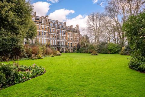 Flat 3, 9 Airlie Gardens, London, W8 7AJ