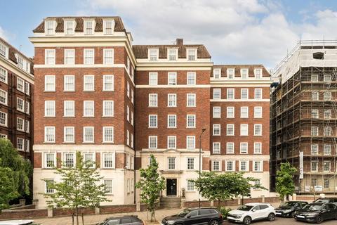 St. Mary Abbots Court, London W14