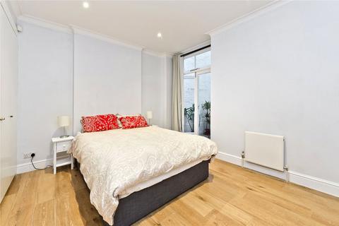 2 bedroom flat to rent, Kensington Court, London W8