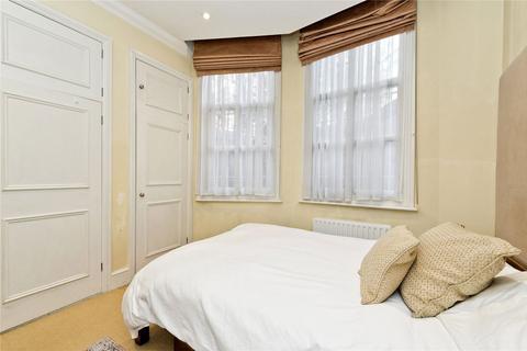 2 bedroom flat for sale, Kensington Court, London W8