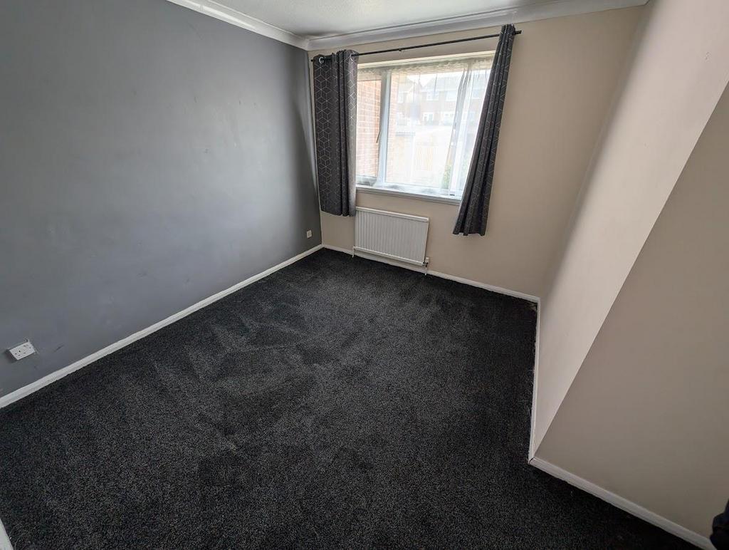 6e83118b-bed 202.jpg