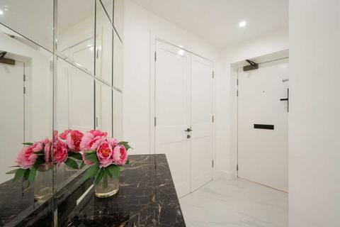 3 bedroom flat for sale, Greville Road, London NW6