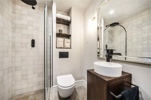 84a Randolph Avenue, London, W9 1BG