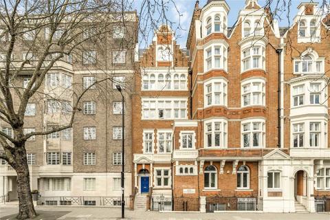 Studio for sale, Hyde Park Place, London W2