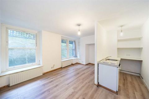 Studio for sale, Hyde Park Place, London W2