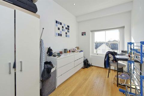2 bedroom flat for sale, Talbot Road, London W2