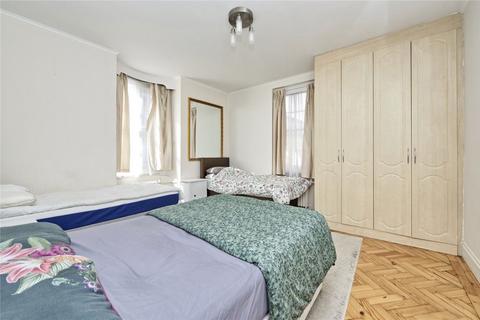 2 bedroom flat for sale, Princess Court, London W2