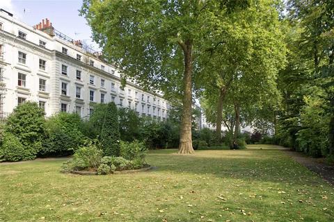 2 bedroom flat for sale, Chepstow Place, London W2