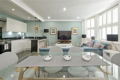 2 bedroom flat for sale, Chepstow Place, London W2