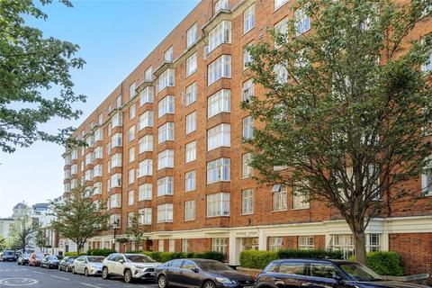 4 bedroom flat for sale, Queensway, London W2