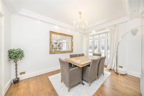 3 bedroom flat to rent, Inver Court, London W2