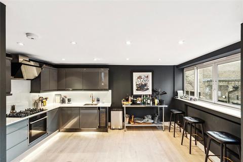 2 bedroom flat to rent, Dunworth Mews, London W11