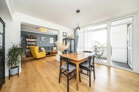 Brondesbury Road, London NW6