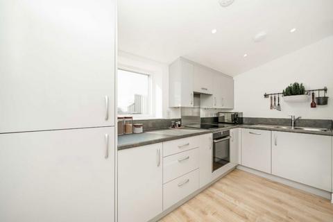 1 bedroom flat for sale, Brondesbury Park, London NW6