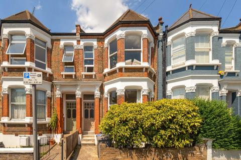 2 bedroom flat for sale, Bathurst Gardens, London NW10