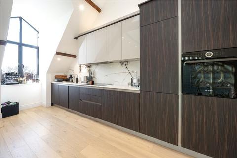 2 bedroom flat for sale, Huddlestone Road, London NW2