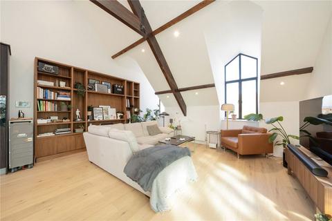 2 bedroom flat for sale, Huddlestone Road, London NW2