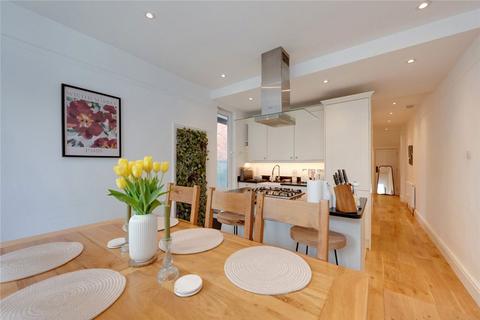 2 bedroom maisonette for sale, Mora Road, London NW2